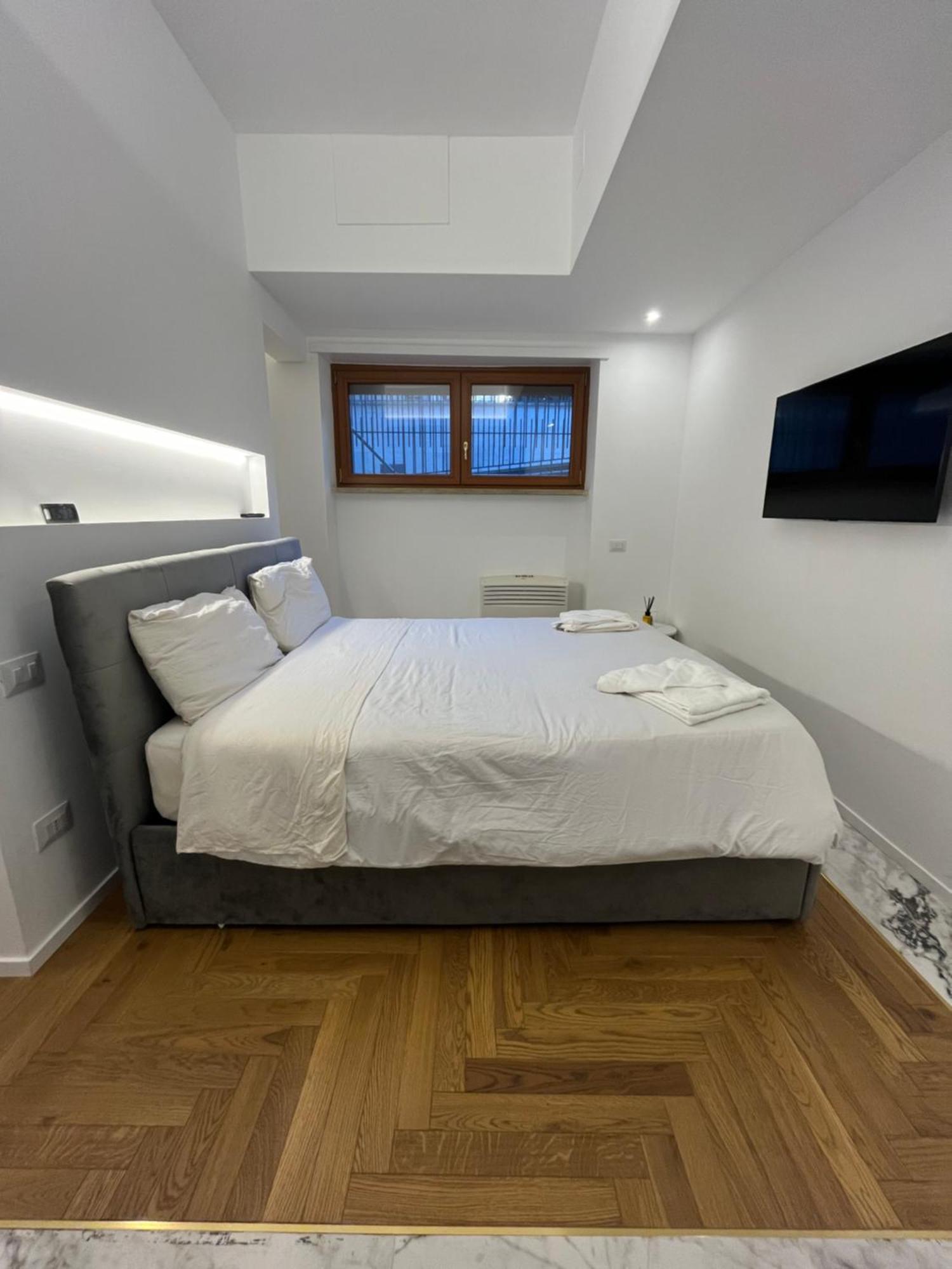Savoia House, Modern Apartment Near Villa Borghese โรม ภายนอก รูปภาพ